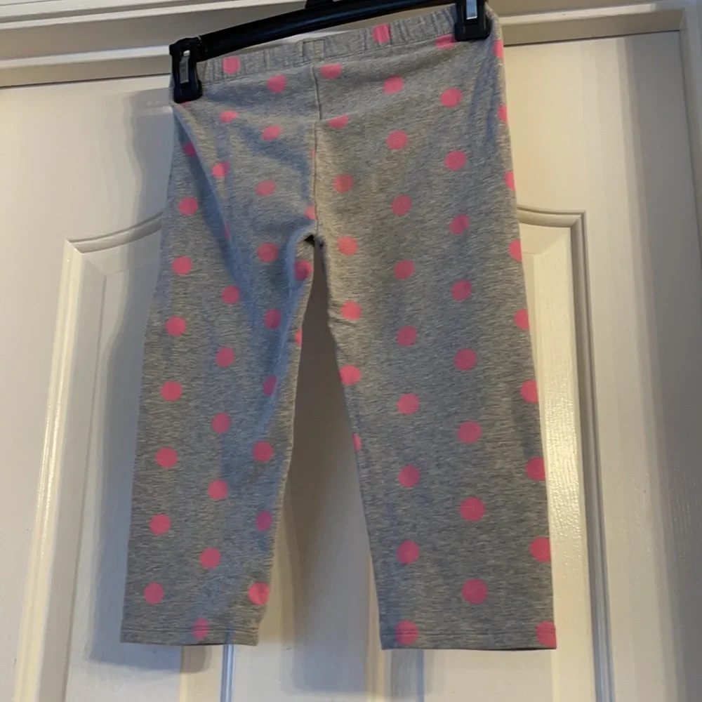 GAP gray knee